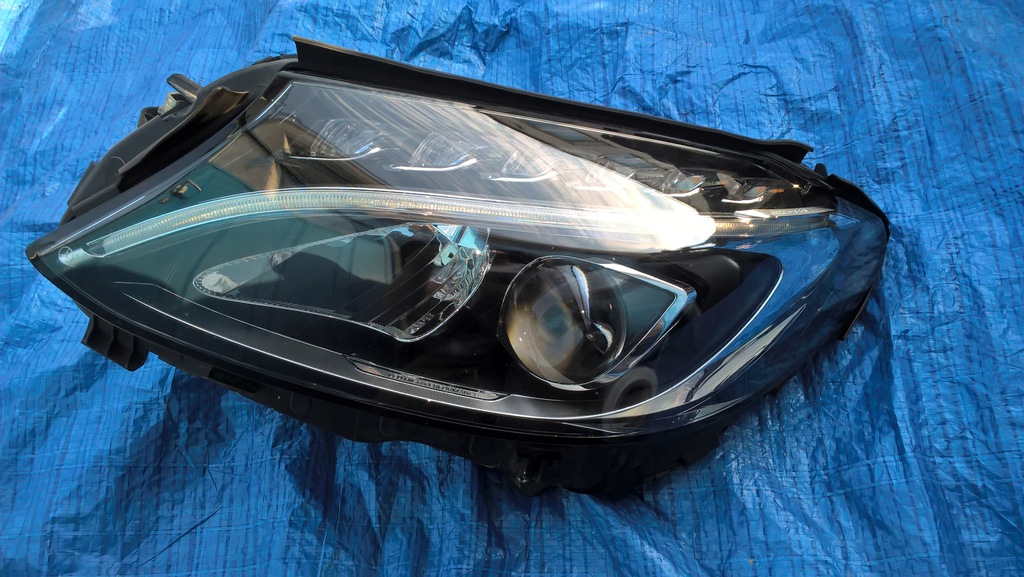 mercedes c w205 izq. faro led 2058200561 (#)
