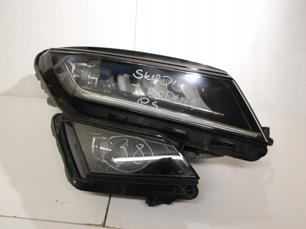 skoda kodiaq 566 faro full led der.. 566941016e (#)