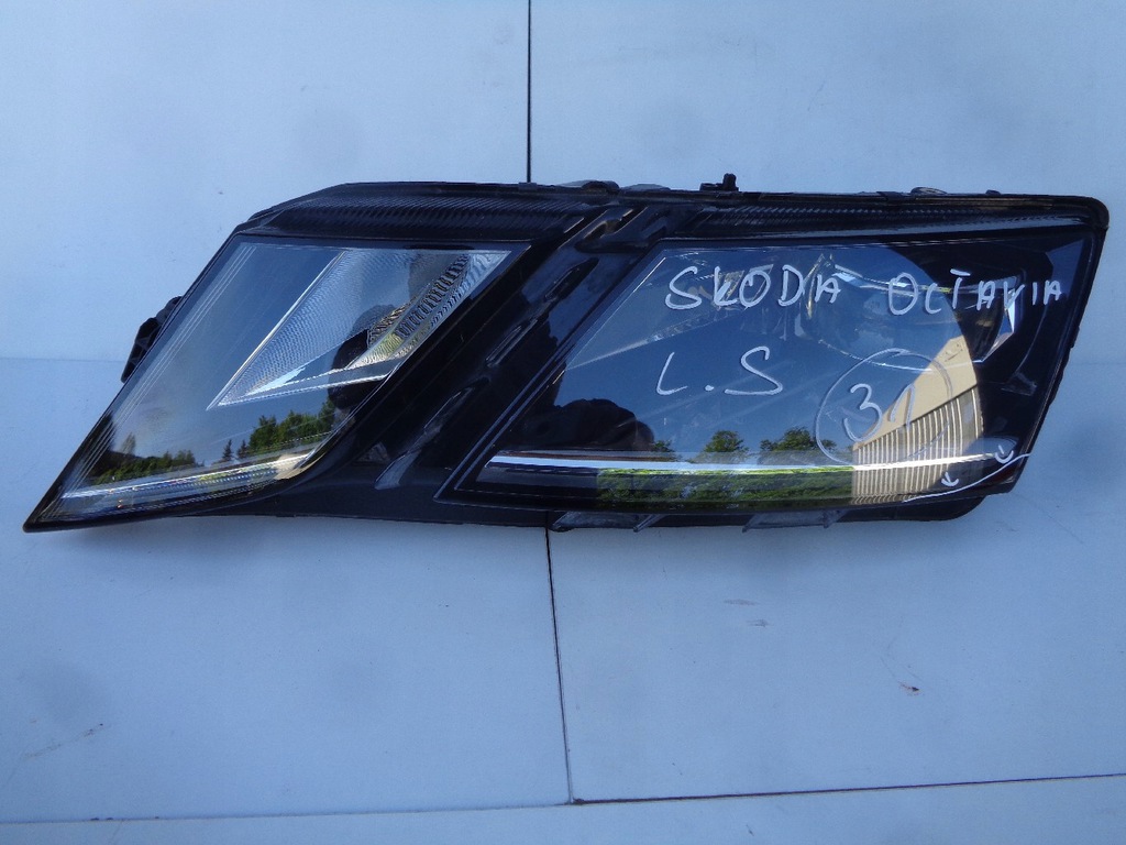 skoda octavia 3 5e lift fl faro full led izq. (#)