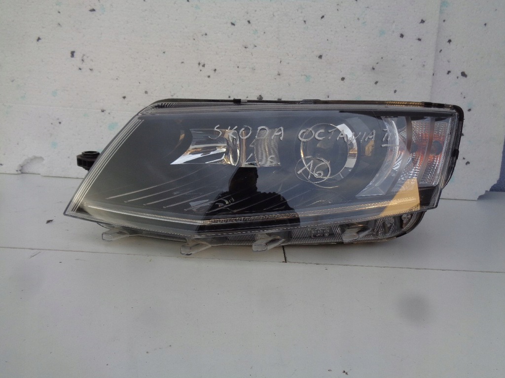 skoda octavia 3 5e bi xénon faro izq. 5e1941015b (#)