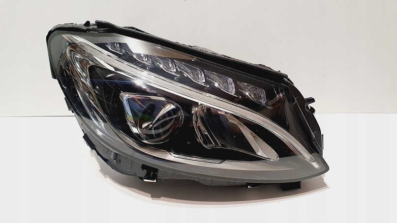  faro der.. full led mercedes c clase 205 euro (#)