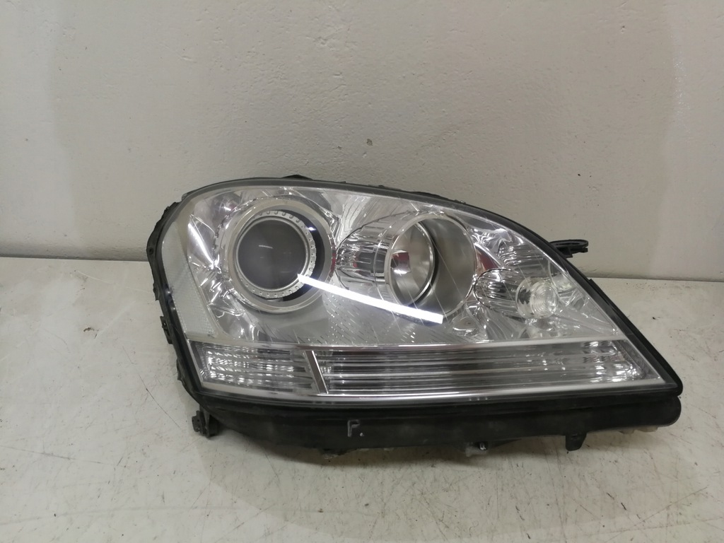 mercedes ml ii w164 bi xenon faro  der..  europa (#)