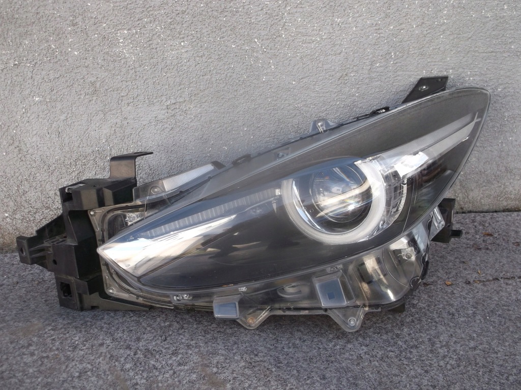 mazda3 bm lift 17 full led izq. frente (#)