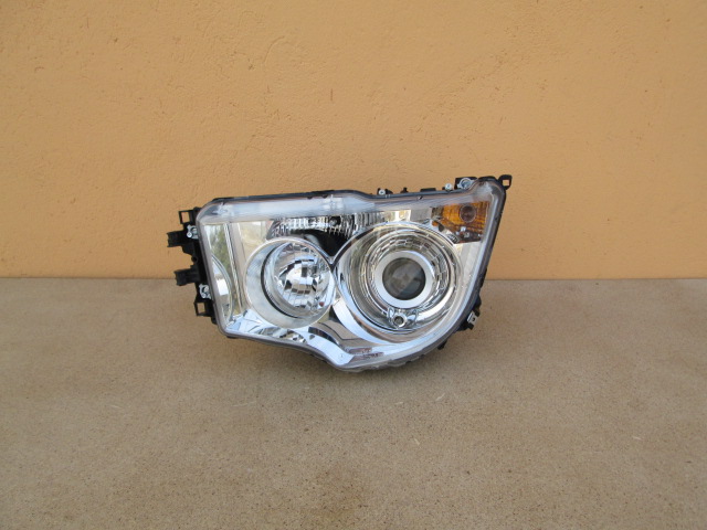 mercedes arocs actros xénon compl izq. faro  (#)