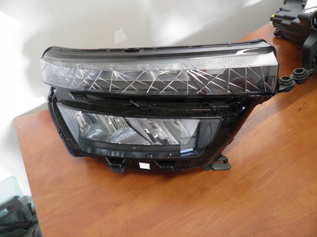  faro der.. skoda kamiq full led 658941016 (#)