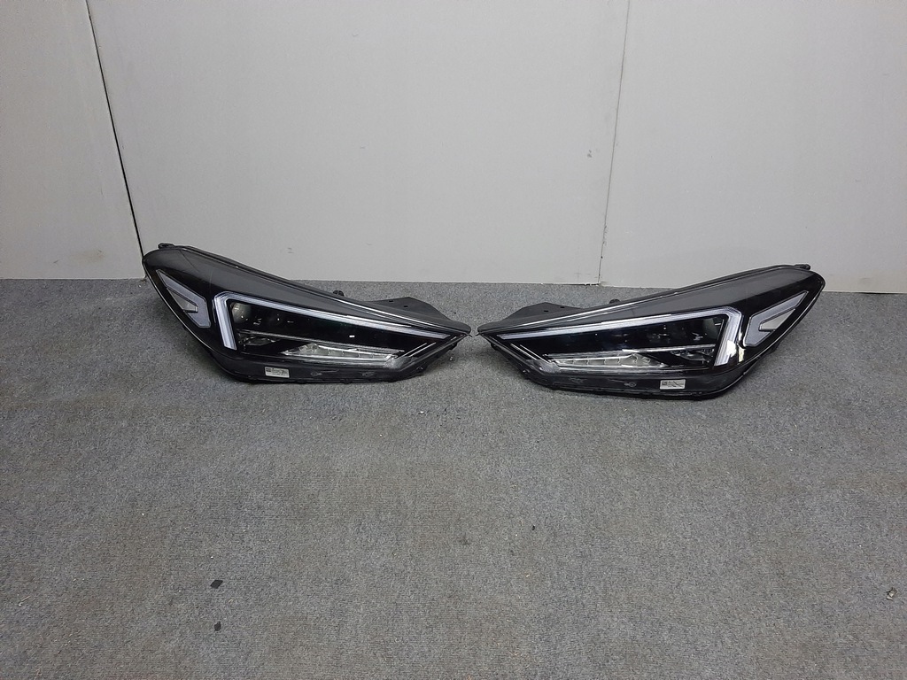  faro izq. der.. ful led tucson ii lift (#)