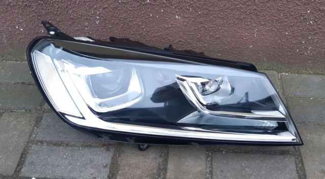 vw touareg ii faro der.. xénon led 7p1941034a (#)