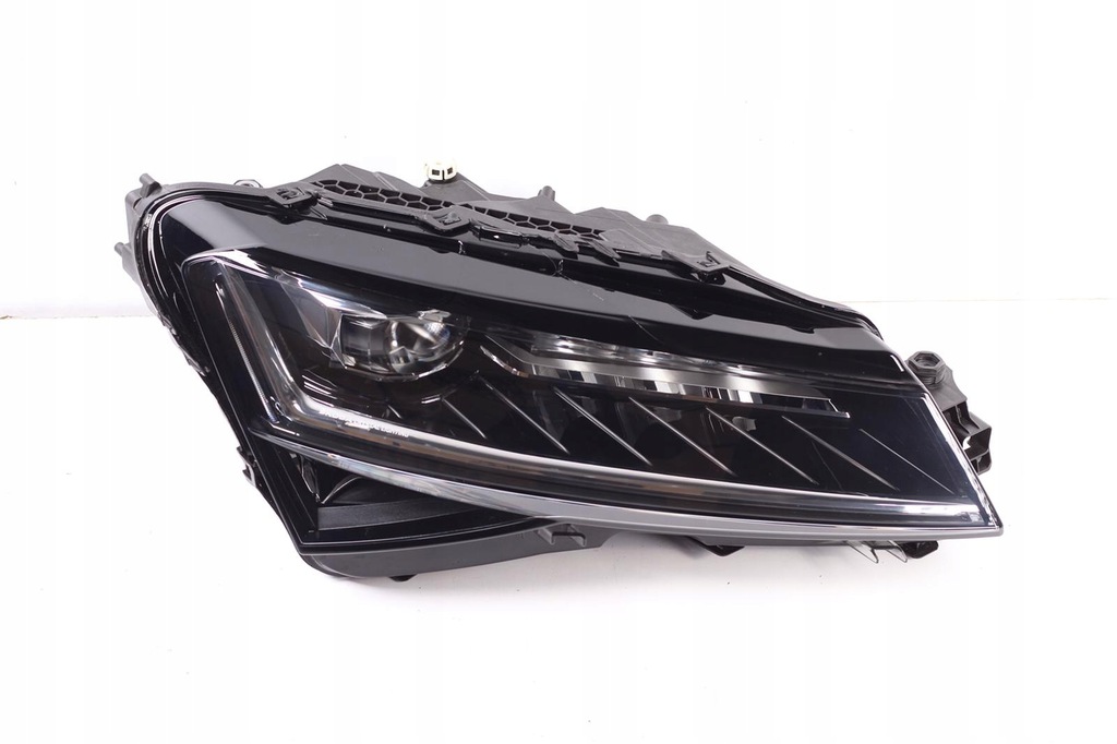 skoda superb iii lift faro full led delantero der.. (#)