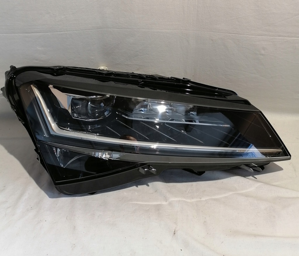 skoda superb iii lift full led faro der.. (#)