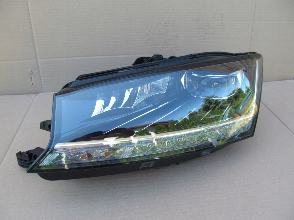 skoda fabia iii lift izq. faro full led estado perfecto (#)