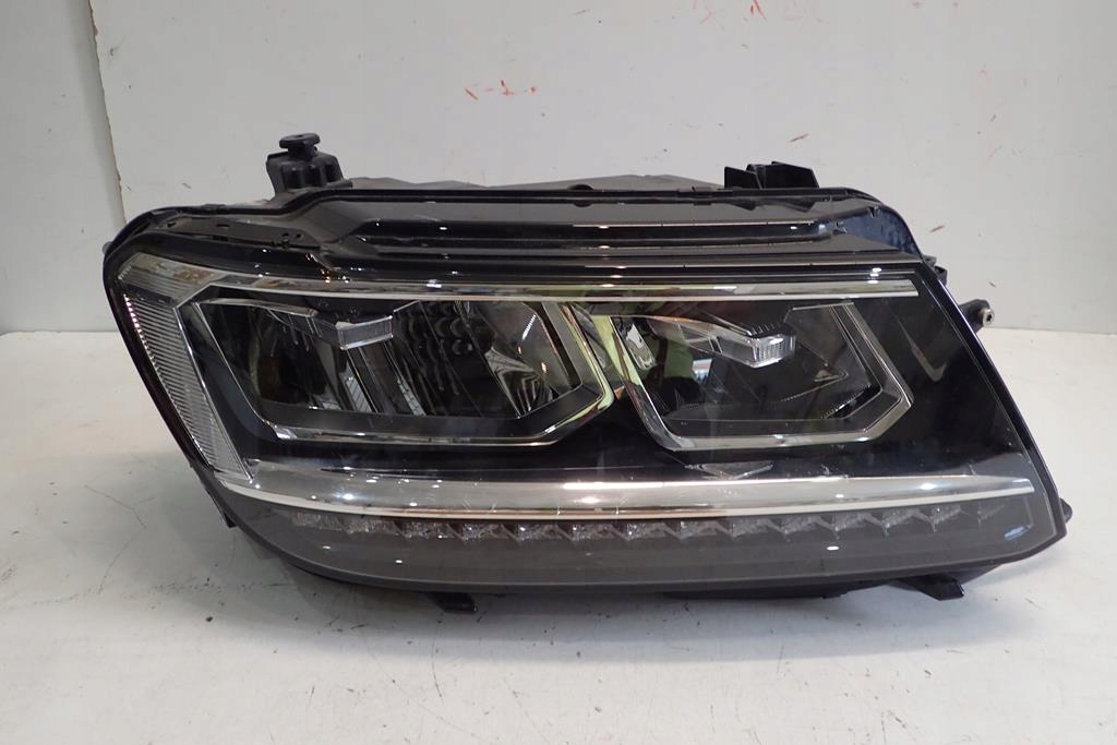  faro delantero der.. vw tiguan ii 15 full led 5nb (#)
