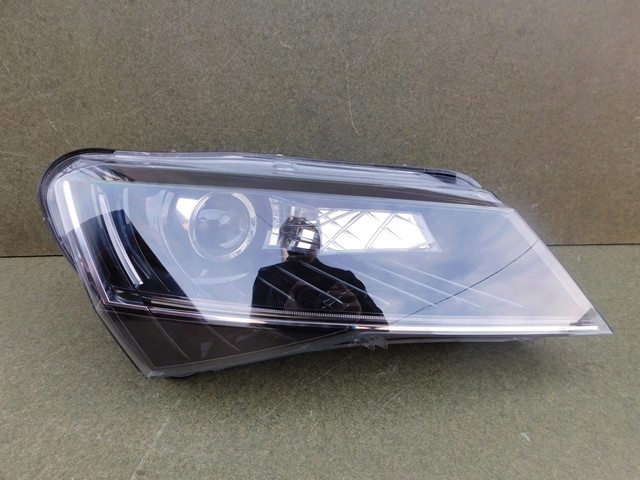  faro der.. bi xénon skoda superb iii 3v1 (#)