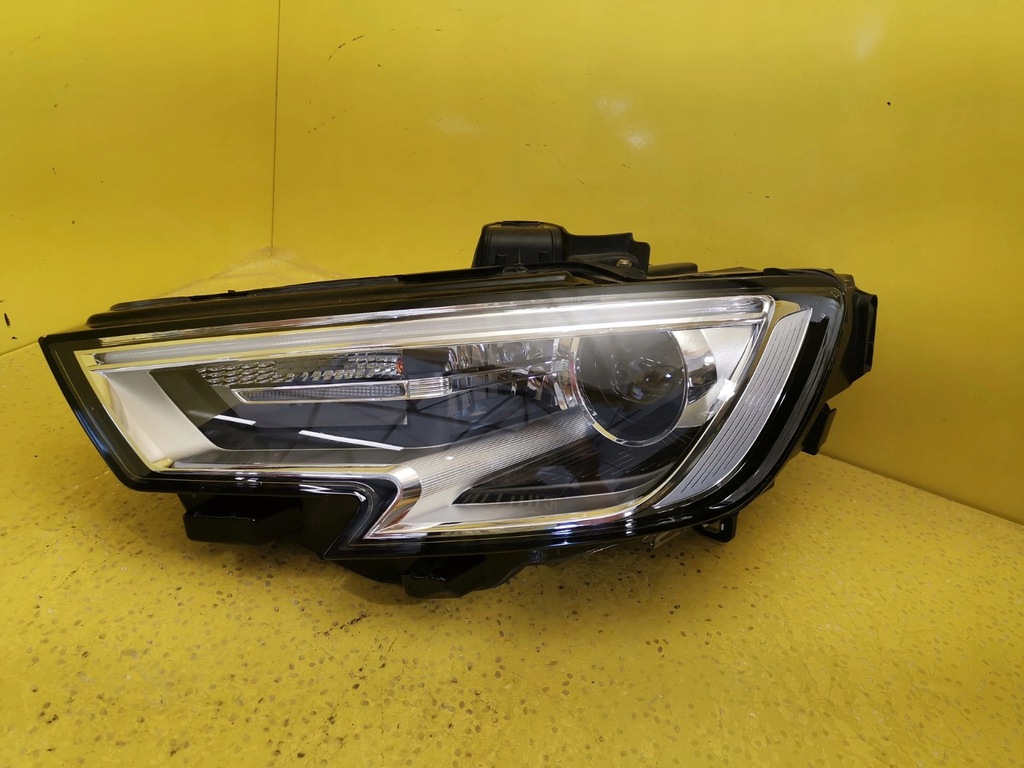  faro izq. audi a3 s3 rs3 8v0 lift 17 xénon (#)