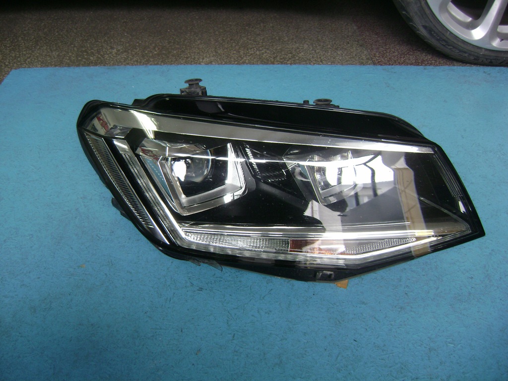  faro delantero der.. vw caddy 2k1 (#)