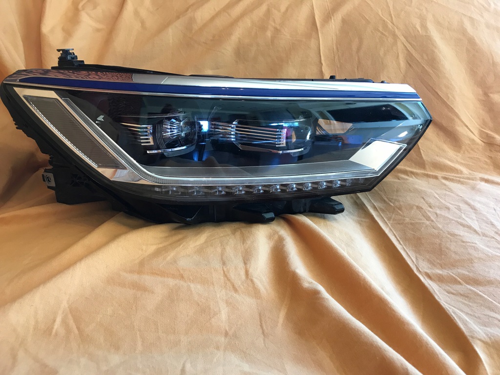 vw passat b8 faro delantero der.. 3g1941082f gte    (#)