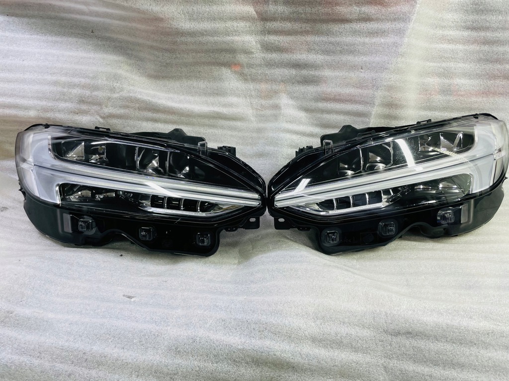  faro der.. izq. volvo s90 v90 full led (#)