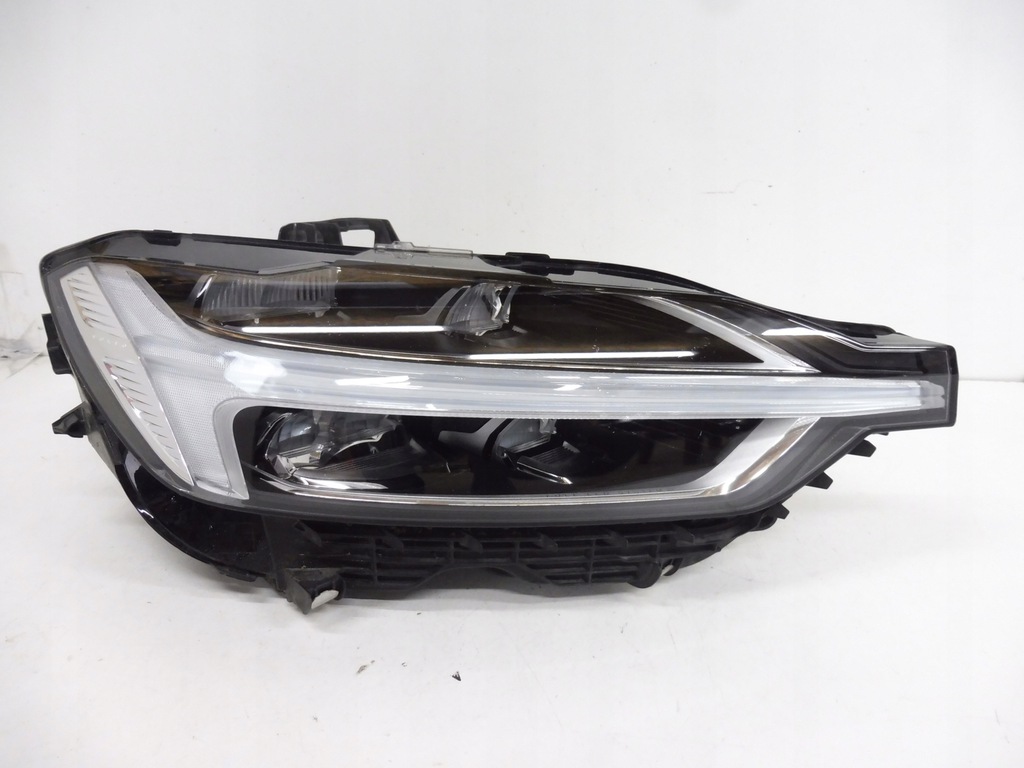 volvo xc60 faro der.. full led modelo  nuevo  (#)
