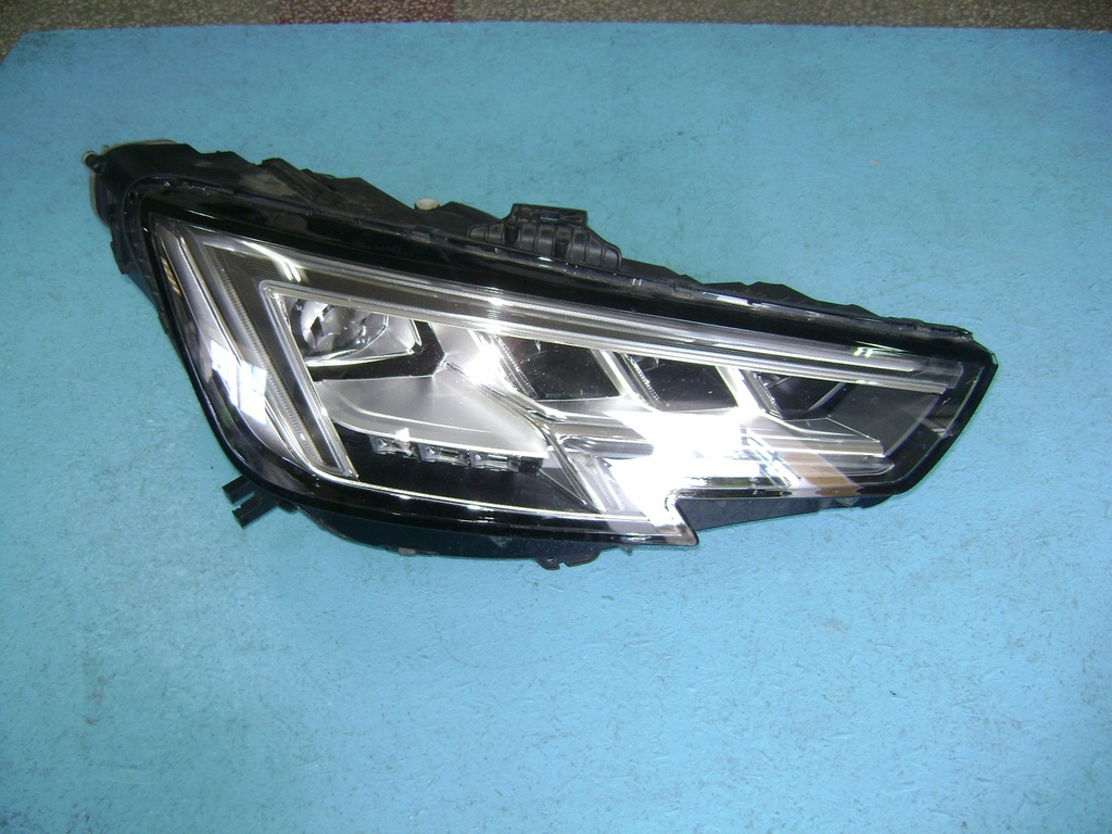  faro der.. audi a4 8w0 full led (#)