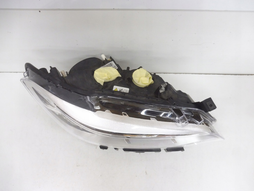 bmw f22 f23 faro der.. xénon no giratorio 7304464 (#)
