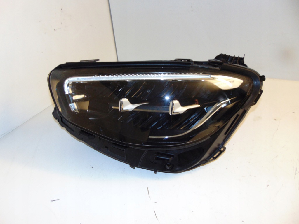mercedes clase e w213 lift izq. faro a2139069109 (#)