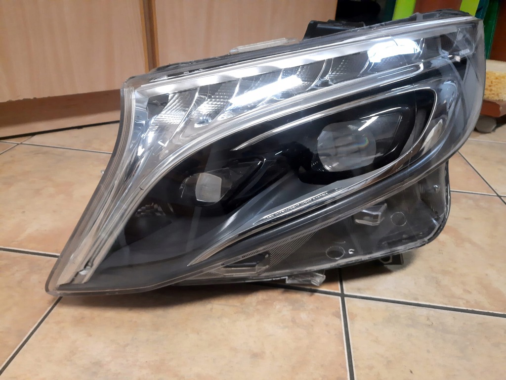  faro led mercedes v clase delantero izq. (#)
