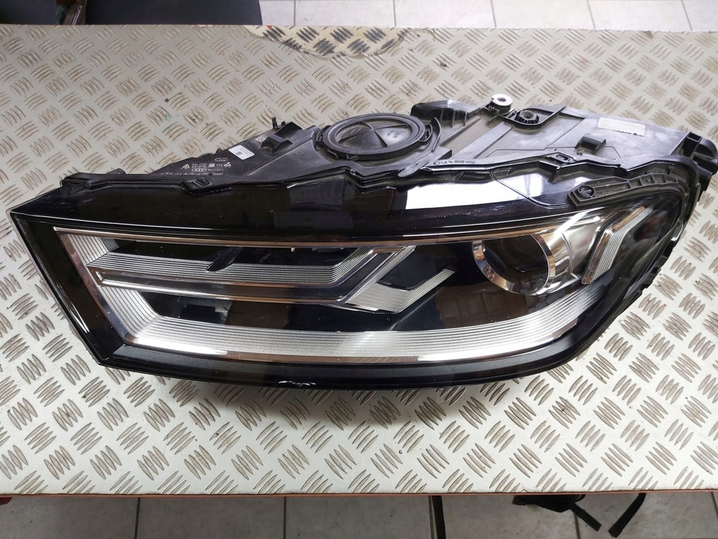  faro izq. bi xenon torsional audi q7 ii 2015r > (#)
