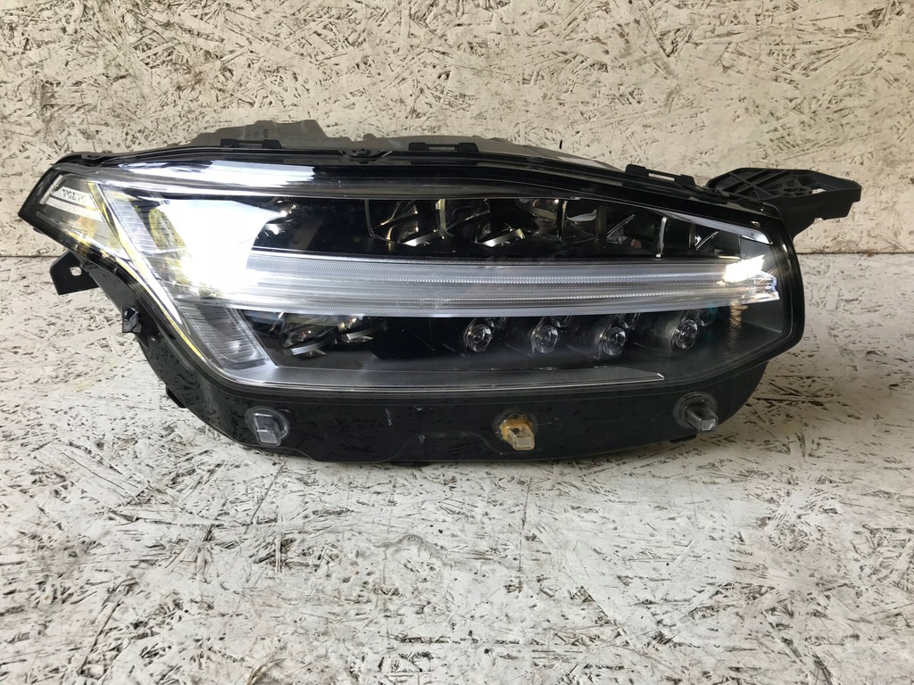 volvo xc90 ii 32228689 full led faro der.. delantero (#)