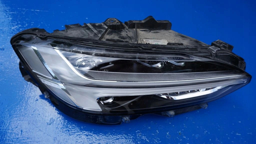 volvo s90 v90 cc delantero faro led der.. (#)