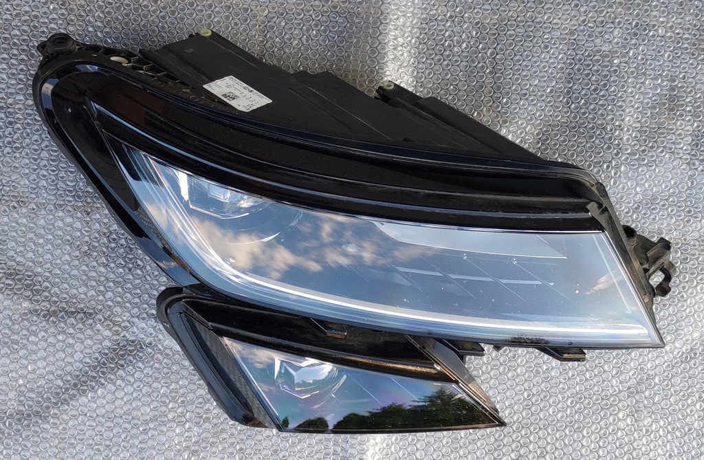 skoda kodiaq faro der.. 566941016f (#)