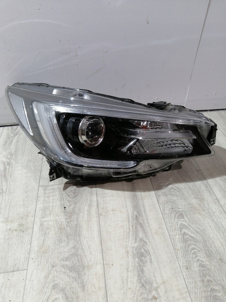  faro der.. suaru legacy outback 17 (#)