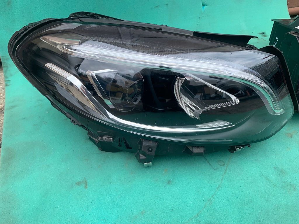 mercedes w246 lift faro izq. der.. performance (#)