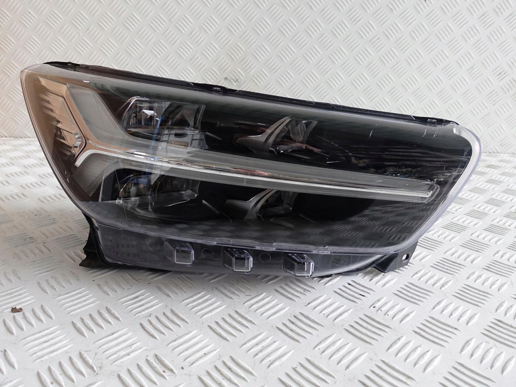 volvo xc40 ii 17 full led der.. eu delantero faro  (#)
