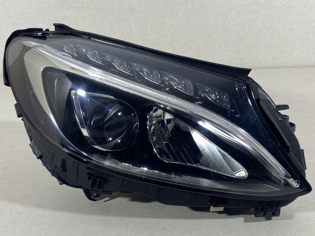 mercedes c clase w205 faro der.. full led delantero (#)