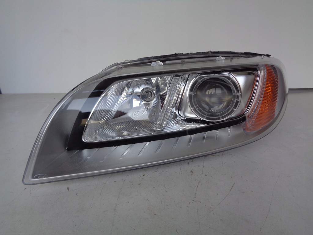  faro izq. volvo v70 xc70 s80 xénon led torsional (#)