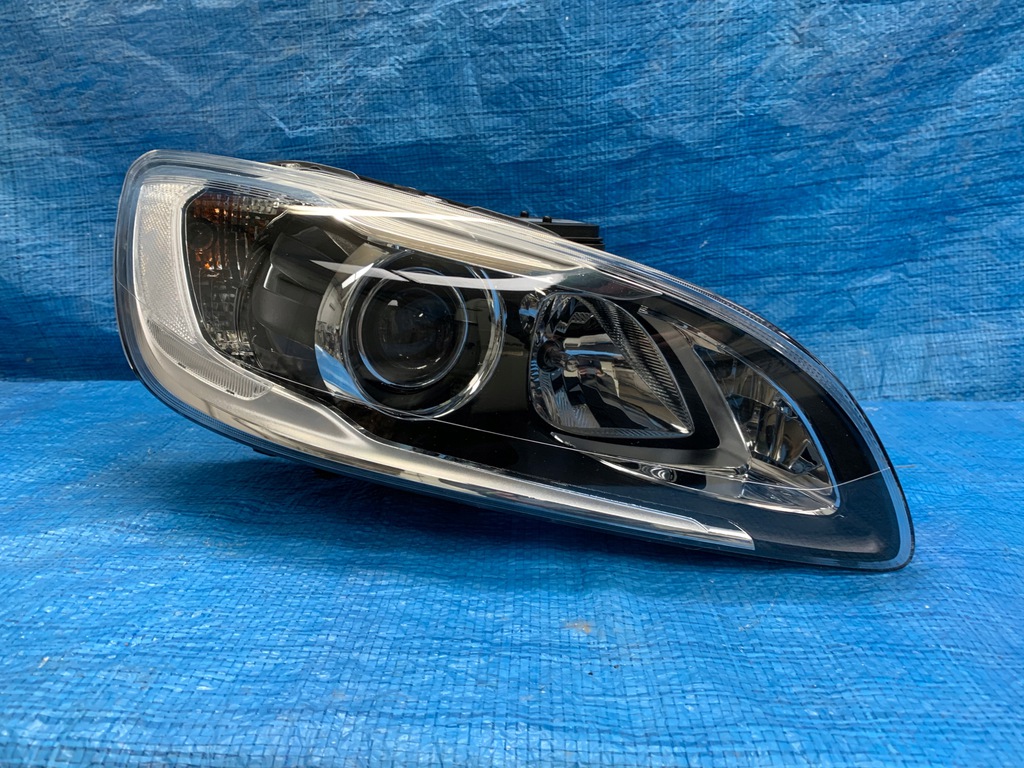 volvo s60 v60 lift der.. faro xénon (#)