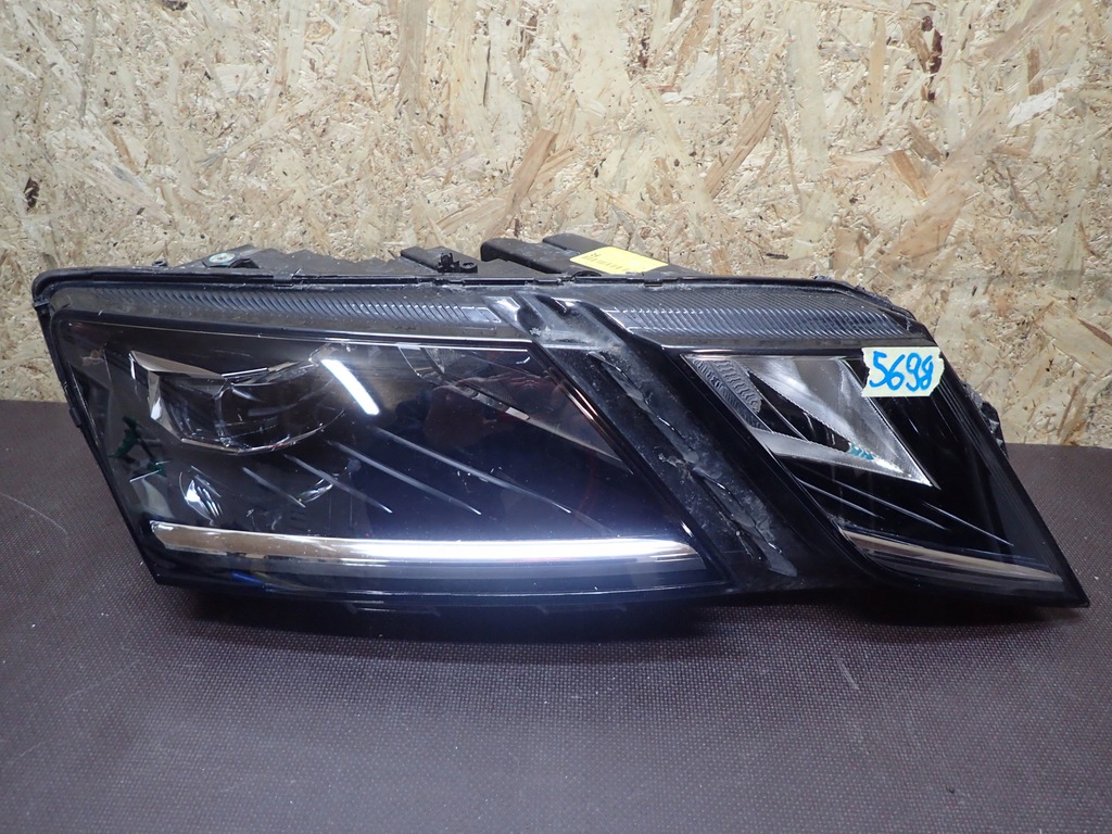  faro der.. skoda octavia iii 3 lift full led (#)