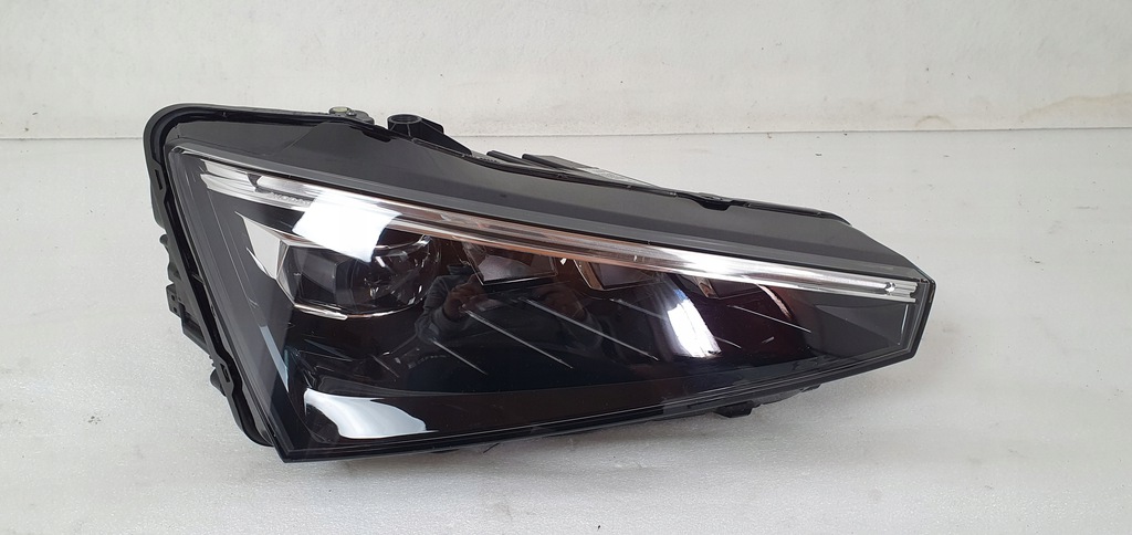  faro der.. delantero skoda scala crystal lighting (#)