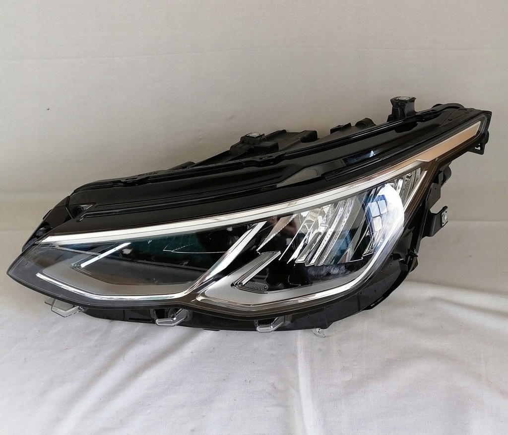 vw golf viii faro izq. full led (#)