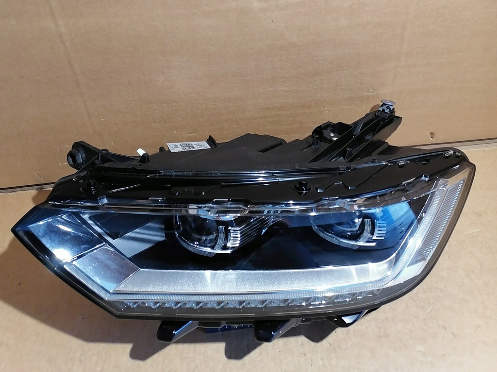 vw passat b8 full led faro izq. (#)
