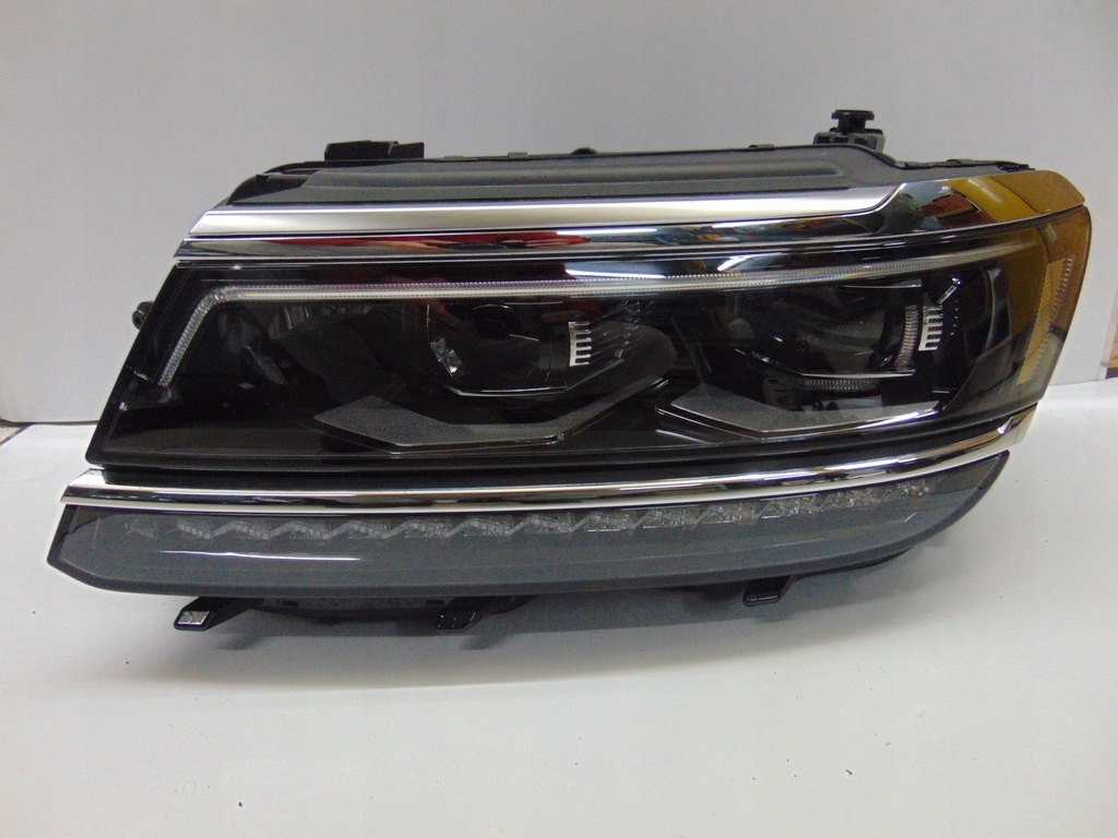  faro izq. tiguan 5nn941113c (#)