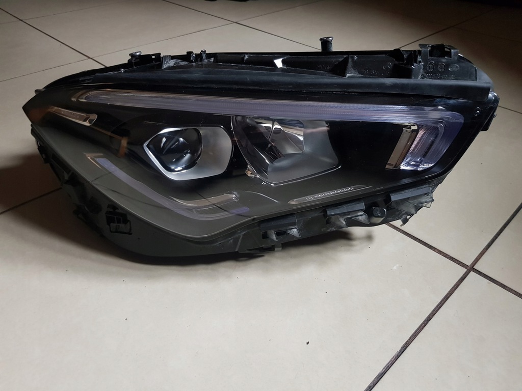  faro der.. full led mercedes cla w118 (#)