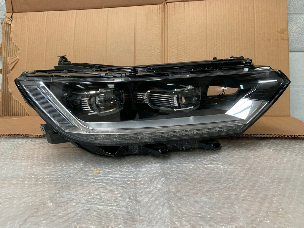 vw passat b8 der.. faro full led (#)