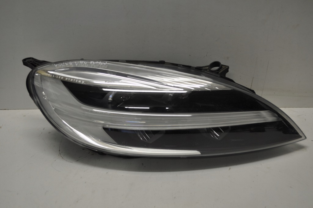  faro der.. delantero volvo v40 xc40  der.. full led (#)