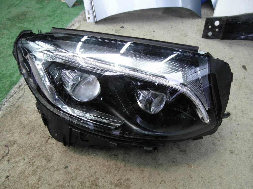 glc 253 full led faro delantero der.. (#)