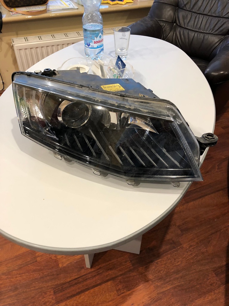 delantero faro der.. skoda octavia iii rs 2016 (#)