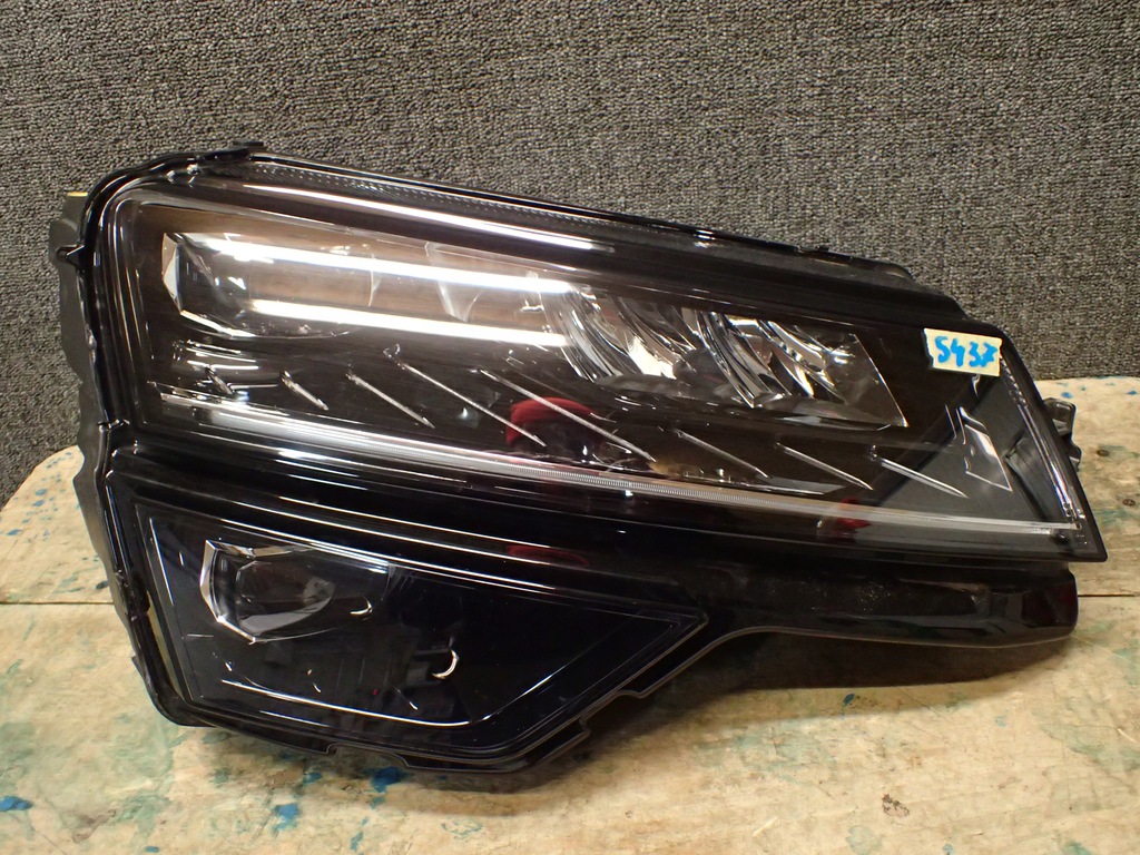  faro delantero der.. skoda karoq full led 57b941016f (#)