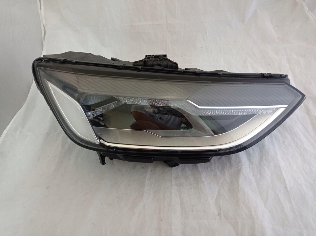 der.. faro audi a4 b9 8w0941012 (#)