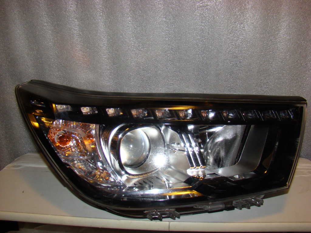 ssanggyong tivoli faro delantero xénon led der.. (#)