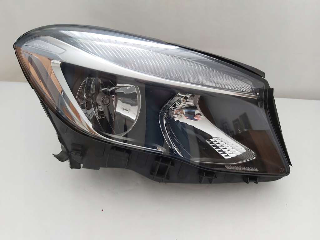 mercedes gla w 156 lift faro der.. estandar (#)