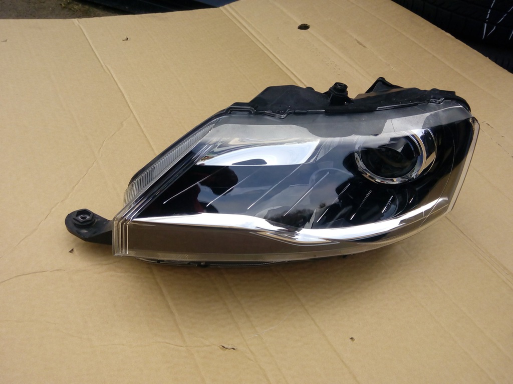 skoda rapid lift 5jb faro bi xenon izq. delantero (#)